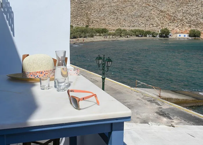 Semesterbostad Panormos View